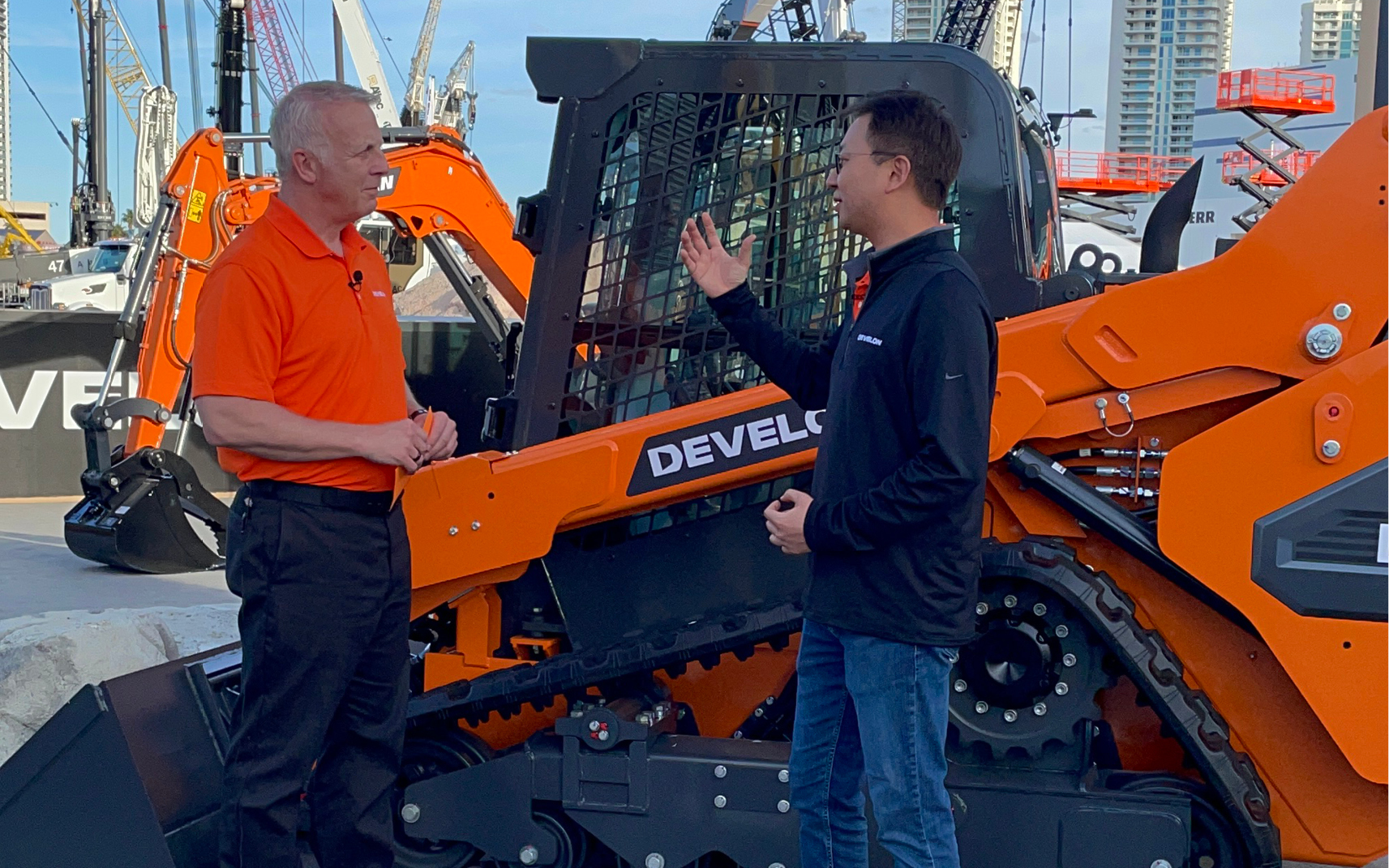 Scott Hoke interviews Thomas Lee of DEVELON about the features and benefits of the new compact track loader at CONEXPO-CON/AGG.